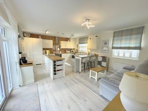 Winterbourne Gardens- click for photo gallery